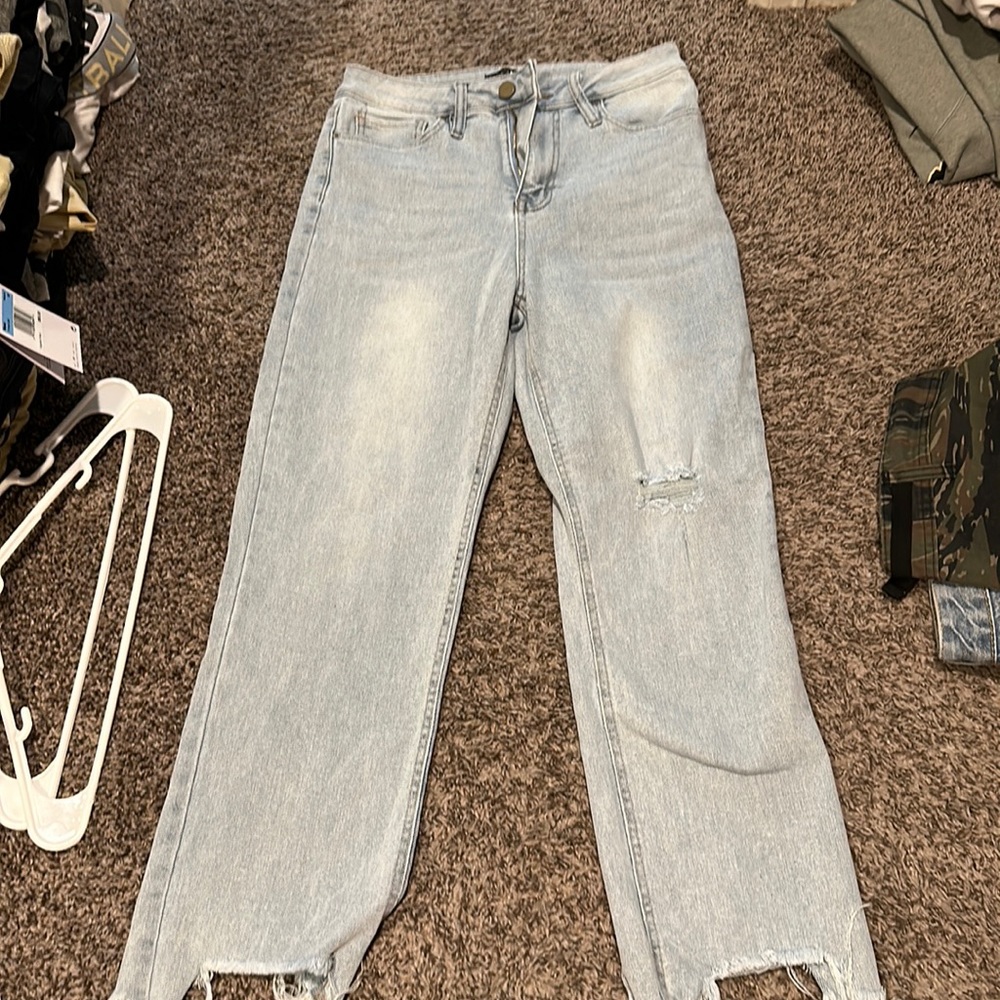 Never worn! Jeans